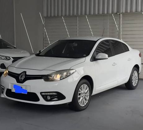 RENAULT FLUENCE 2.0 DYNAMIQUE PLUS 16V FLEX 4P AUTOMÁTICO RENAULT FLUENCE 2.0 DYNAMIQUE PLUS 16V FLEX 4P AUTOMÁTICO